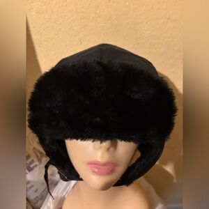 Blauer Women's Black Fur-Lined Winter Hat